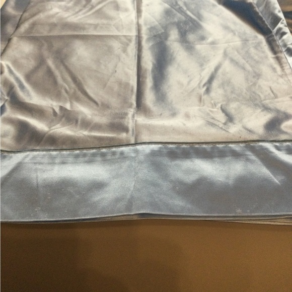 Polyester pillowcases - Picture 3 of 3